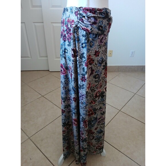 Robert Louis Maxi Skirt M Gray Red Blue Roses Cottage Fairy Whimsical Pastoral - Picture 3 of 14